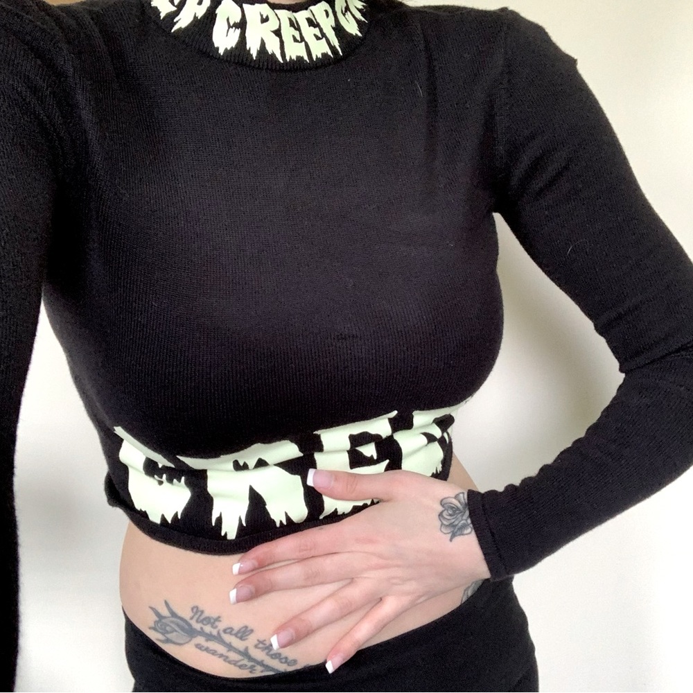 Goth Creep Graphic Cropped Sweater - Picture 5 of 14